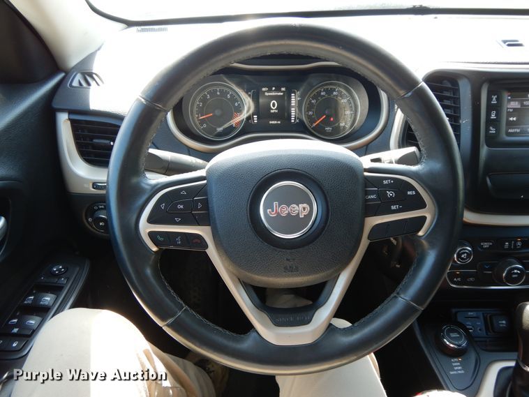 image for item IX9488 2015 Jeep Cherokee Latitude  SUV