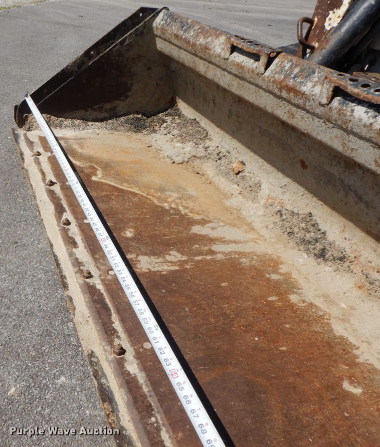 image for item IX9489 2008 Bobcat T250  tracked skid steer loader