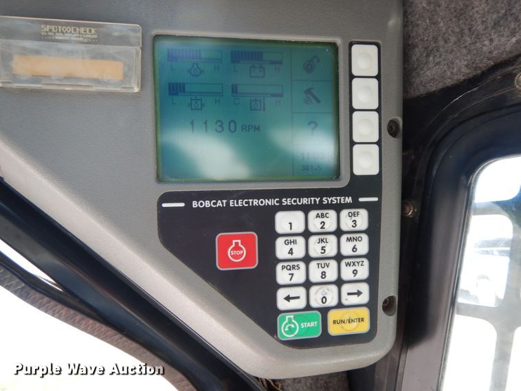 image for item IX9489 2008 Bobcat T250  tracked skid steer loader