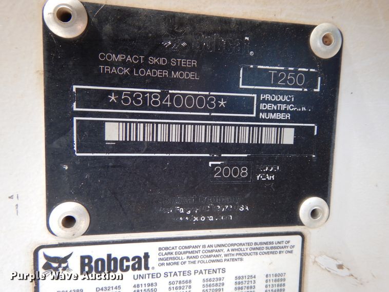 image for item IX9489 2008 Bobcat T250  tracked skid steer loader