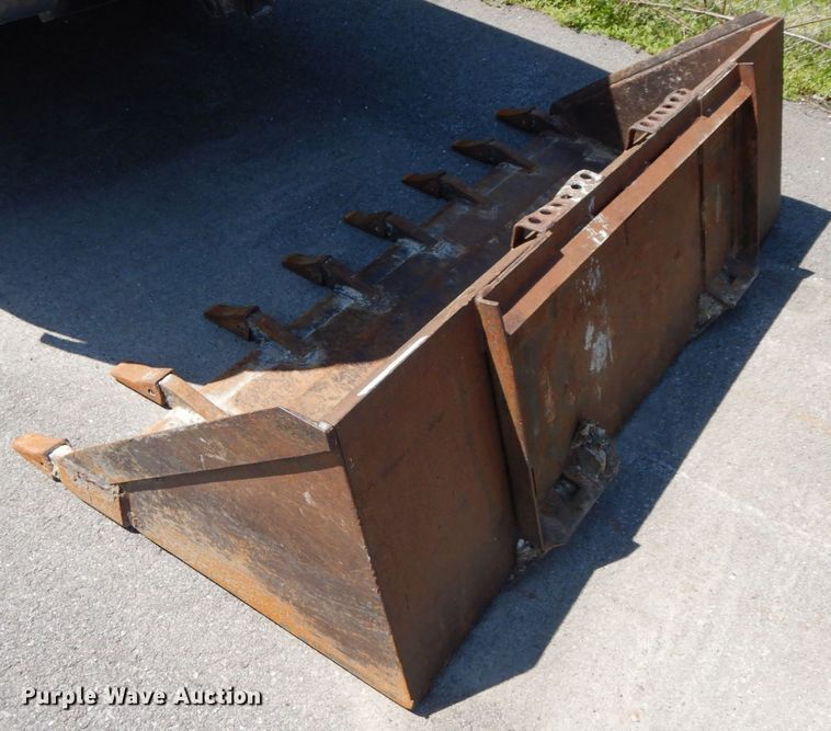 image for item IX9490 72" W skid steer bucket