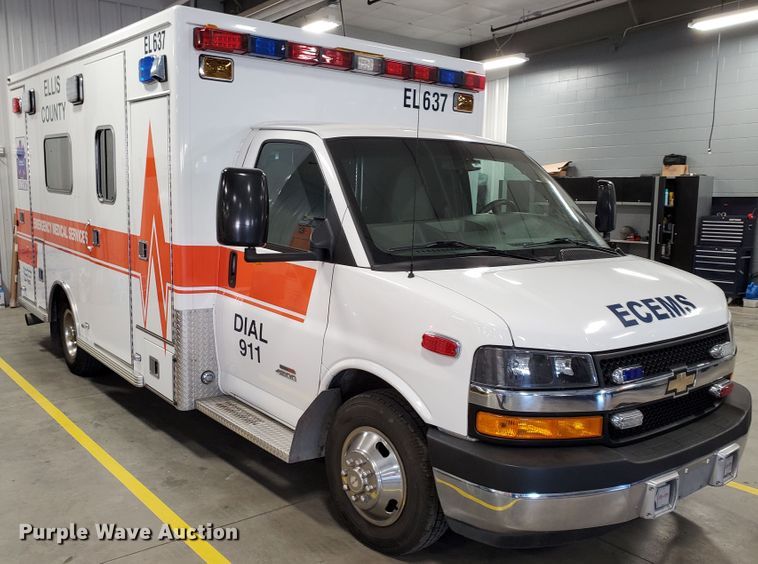 image for item IX9773 2011 Chevrolet Express 4500  ambulance