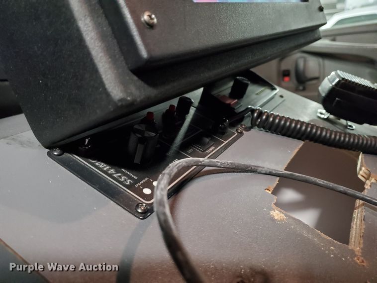 image for item IX9773 2011 Chevrolet Express 4500  ambulance