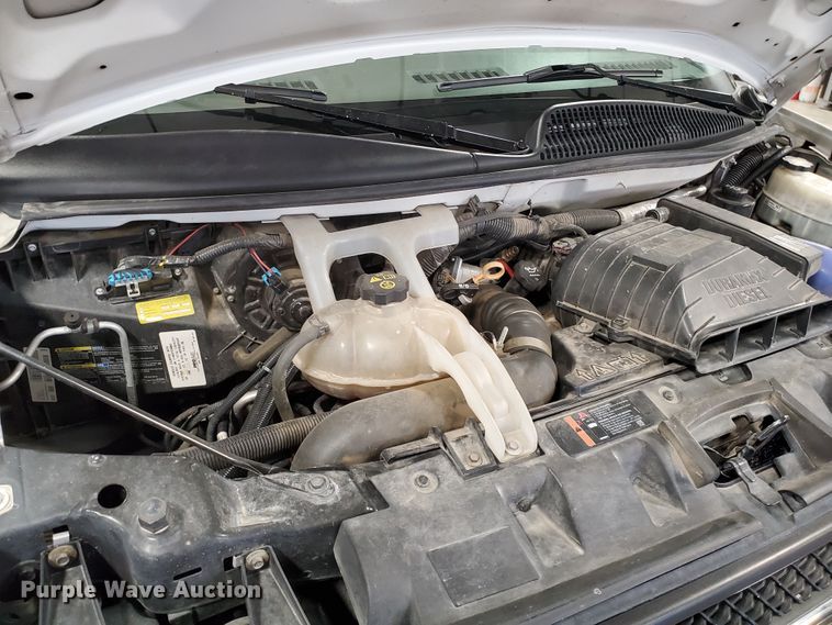 image for item IX9773 2011 Chevrolet Express 4500  ambulance