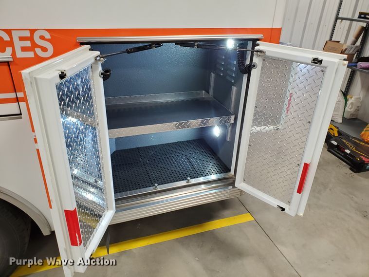 image for item IX9773 2011 Chevrolet Express 4500  ambulance