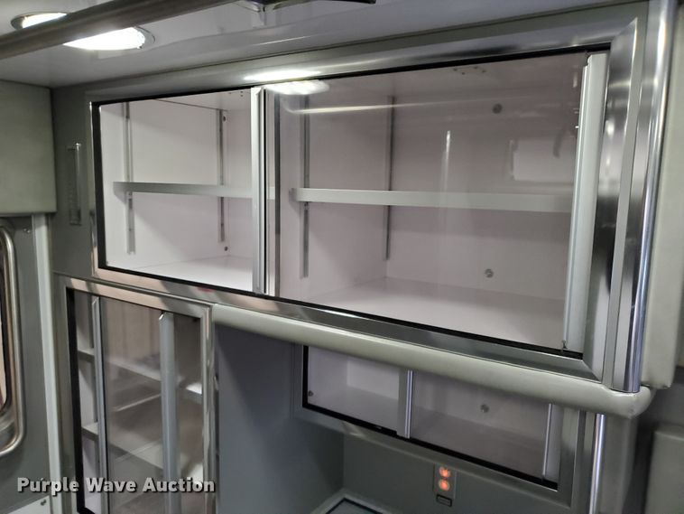 image for item IX9773 2011 Chevrolet Express 4500  ambulance