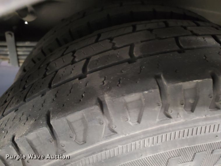 image for item IX9773 2011 Chevrolet Express 4500  ambulance