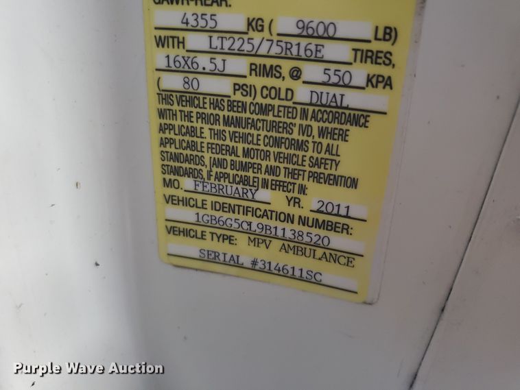 image for item IX9773 2011 Chevrolet Express 4500  ambulance