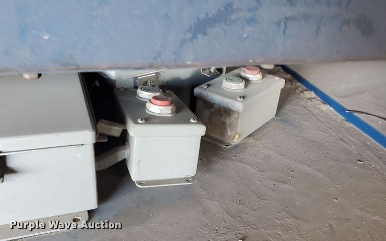 image for item IX9783 (2) Donaldson Torit Trunkline AT-3000 filtration systems