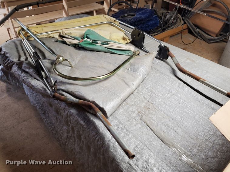 image for item IX9793 (2) John Deere canopies