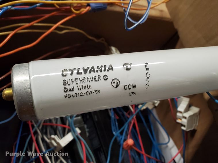 image for item IX9795 Fluorescent lights