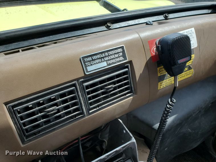 image for item IX9798 1995 Ford L8000  pumper fire truck