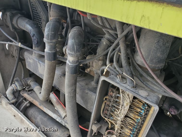 image for item IX9798 1995 Ford L8000  pumper fire truck