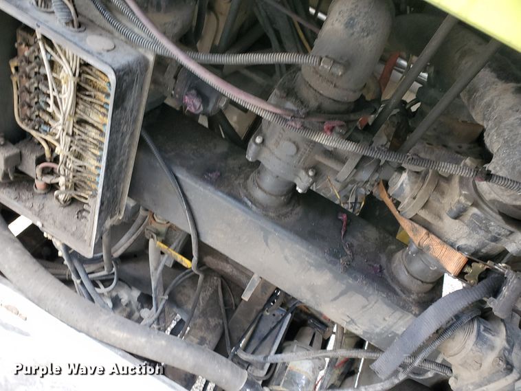 image for item IX9798 1995 Ford L8000  pumper fire truck