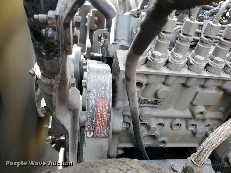 image for item IX9798 1995 Ford L8000  pumper fire truck