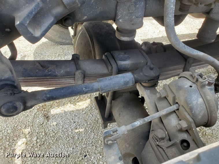 image for item IX9798 1995 Ford L8000  pumper fire truck