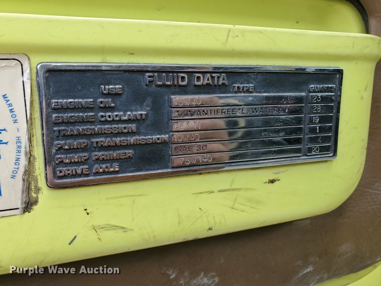 image for item IX9798 1995 Ford L8000  pumper fire truck