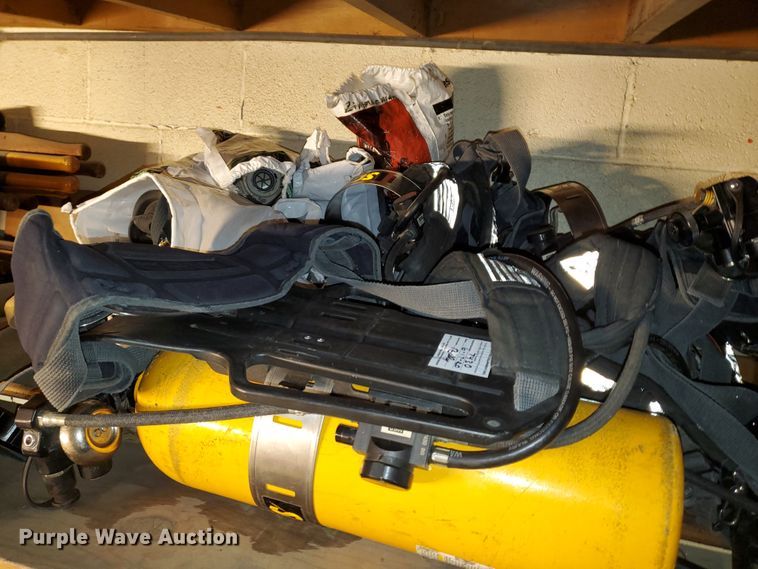 image for item IX9799 SCBA gear