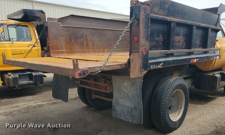 image for item IX9853 1985 Chevrolet C70  dump truck