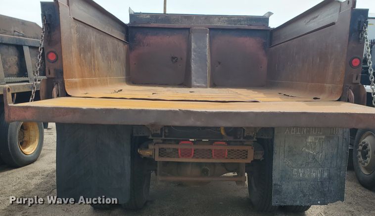 image for item IX9853 1985 Chevrolet C70  dump truck