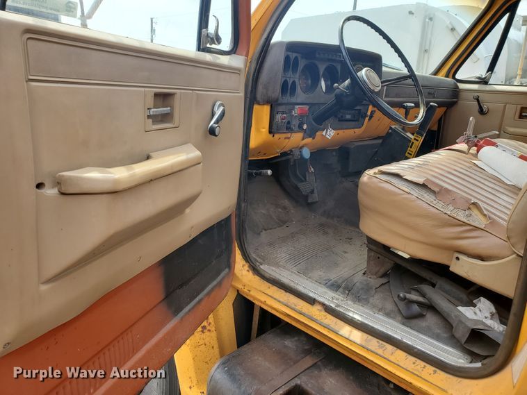 image for item IX9853 1985 Chevrolet C70  dump truck