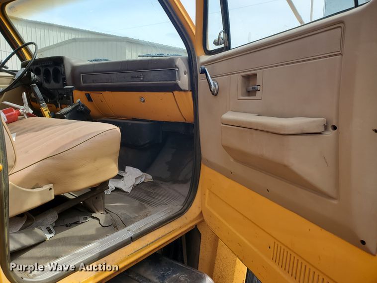 image for item IX9853 1985 Chevrolet C70  dump truck