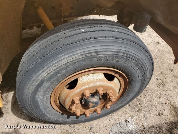 image for item IX9853 1985 Chevrolet C70  dump truck