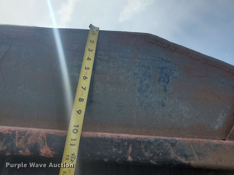 image for item IX9853 1985 Chevrolet C70  dump truck