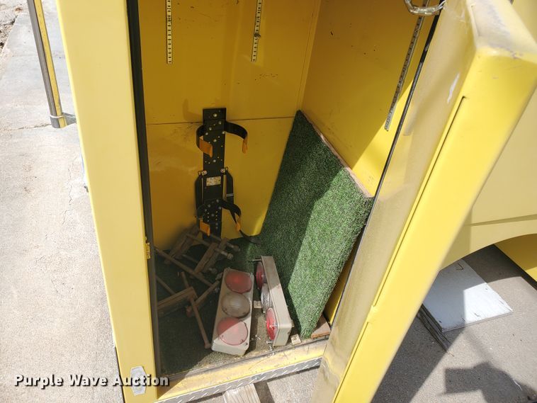 image for item IX9868 Pierce utility bed