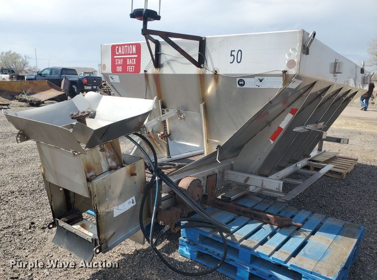 image for item IX9874 Monroe MV-156-84-56/3041210 stainless steel spreader