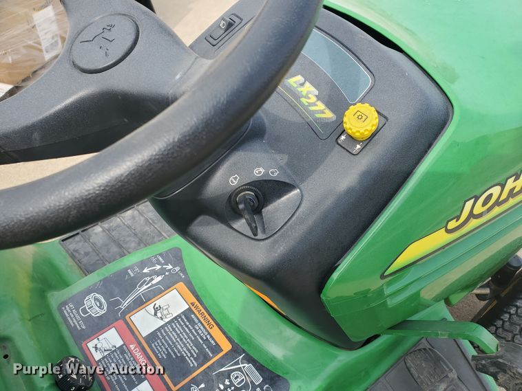 image for item IX9878 John Deere LX277  lawn mower