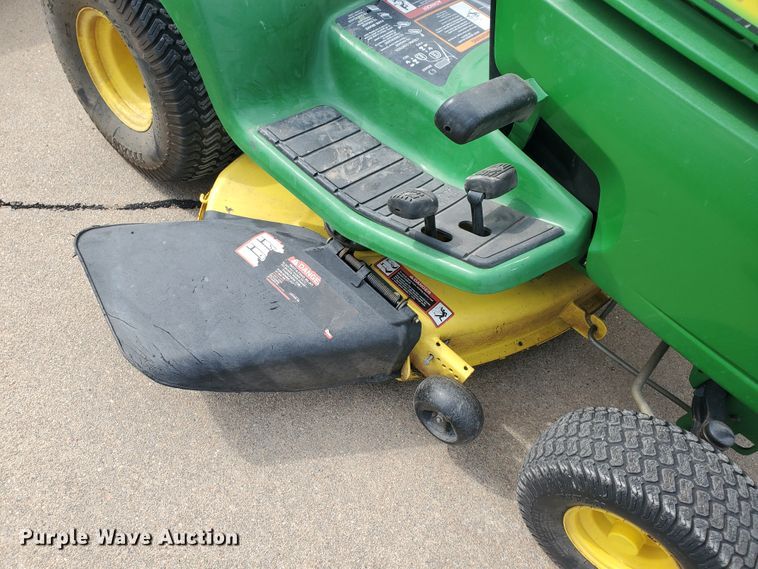 image for item IX9878 John Deere LX277  lawn mower