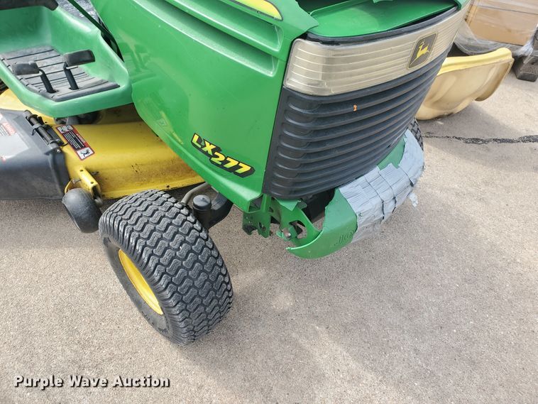 image for item IX9878 John Deere LX277  lawn mower