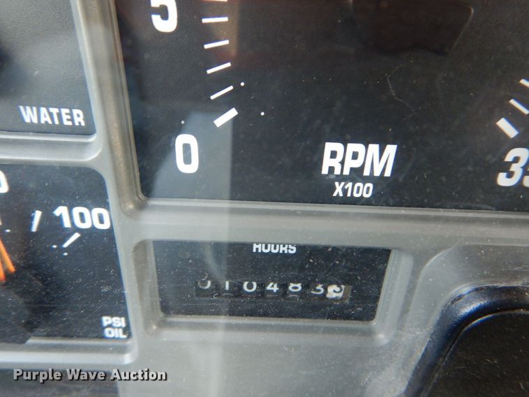 image for item IY9655 2002 International 4900  dump truck