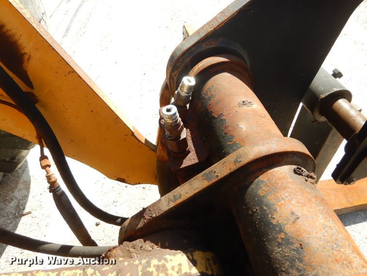 image for item IY9668 2003 John Deere 544H  wheel loader