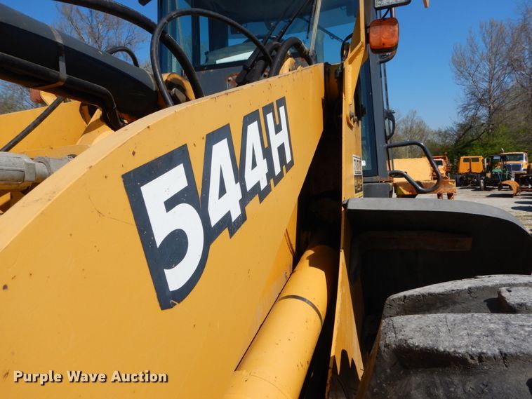 image for item IY9668 2003 John Deere 544H  wheel loader