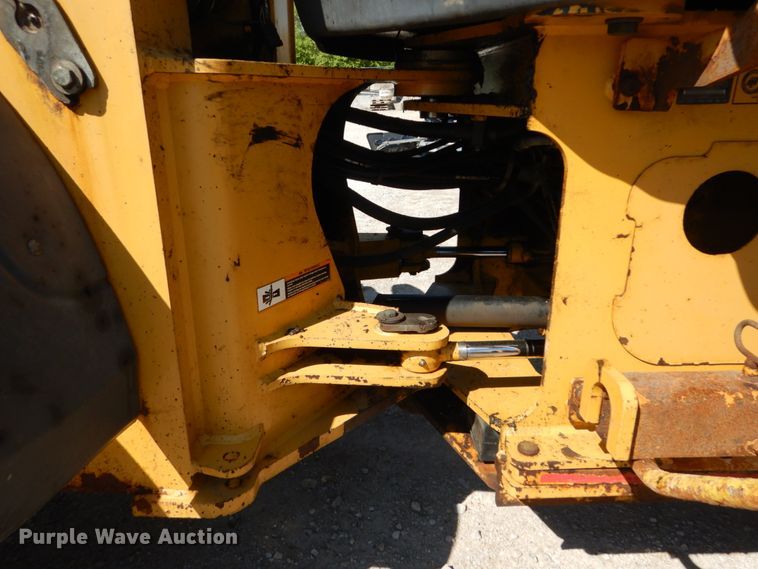 image for item IY9668 2003 John Deere 544H  wheel loader