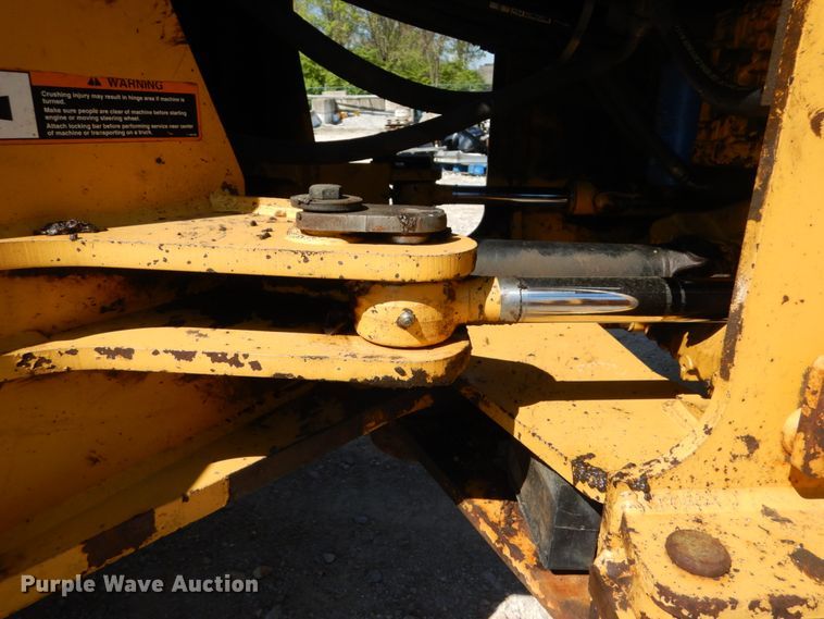 image for item IY9668 2003 John Deere 544H  wheel loader