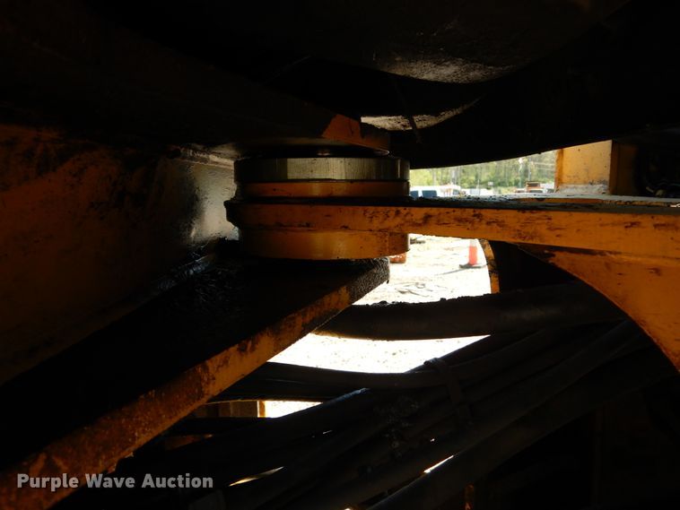 image for item IY9668 2003 John Deere 544H  wheel loader