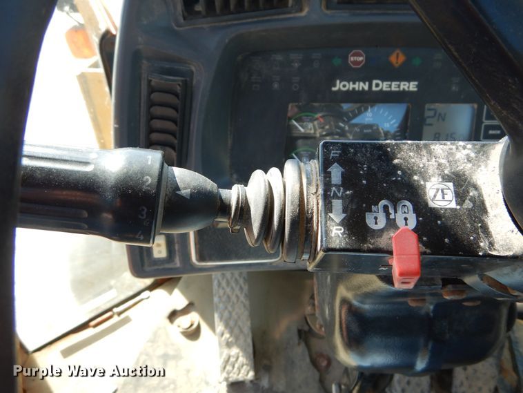 image for item IY9668 2003 John Deere 544H  wheel loader