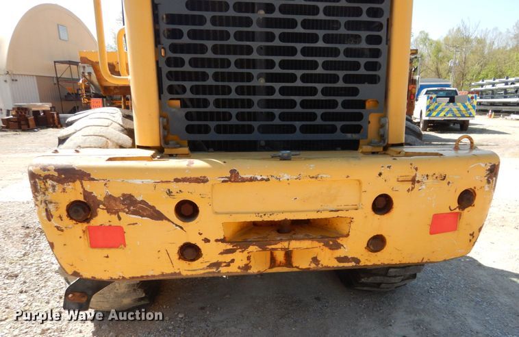 image for item IY9668 2003 John Deere 544H  wheel loader