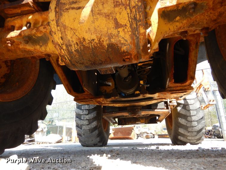 image for item IY9668 2003 John Deere 544H  wheel loader