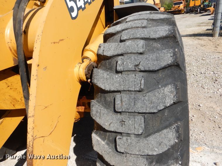 image for item IY9668 2003 John Deere 544H  wheel loader