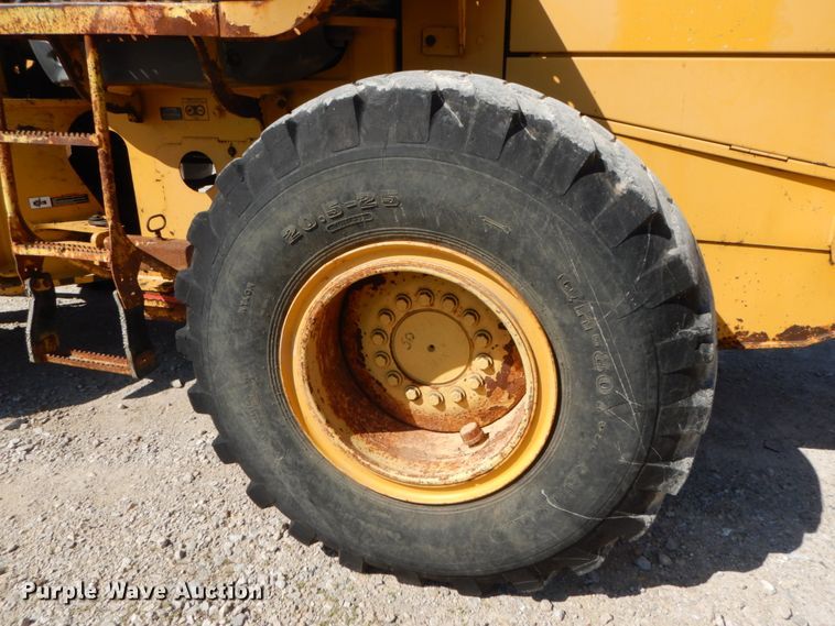 image for item IY9668 2003 John Deere 544H  wheel loader