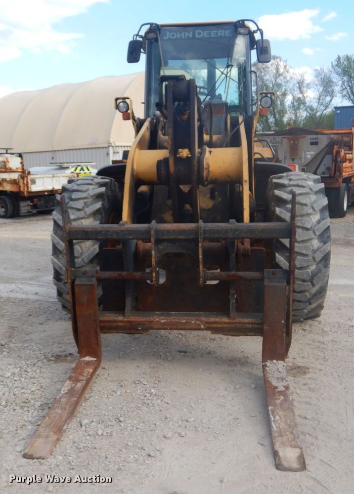 image for item IY9673 John Deere 624H  wheel loader