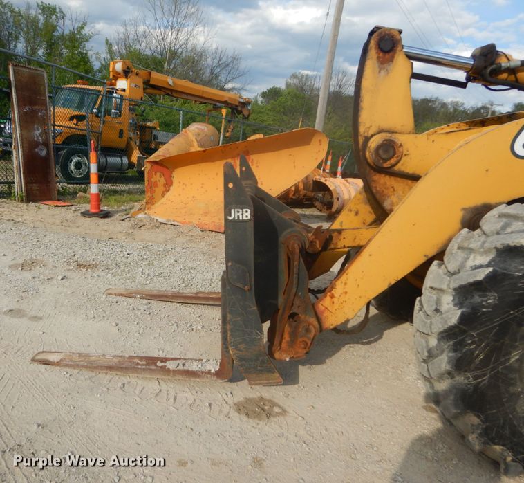 image for item IY9673 John Deere 624H  wheel loader