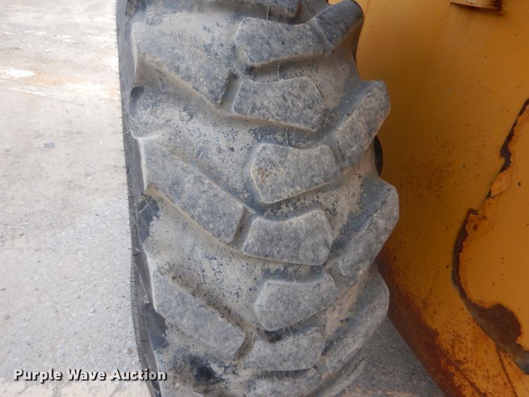 image for item IY9673 John Deere 624H  wheel loader