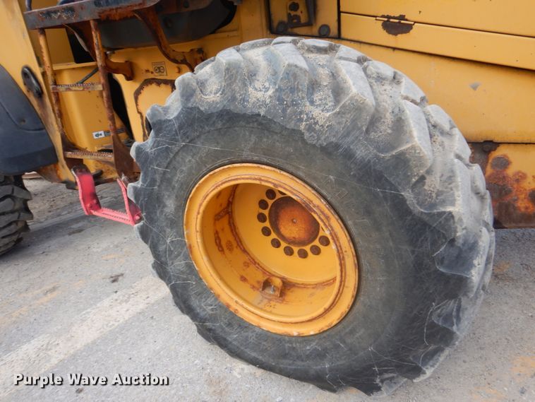 image for item IY9673 John Deere 624H  wheel loader