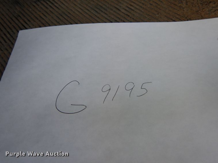 image for item IY9681 2006 International 7400  digger derrick truck