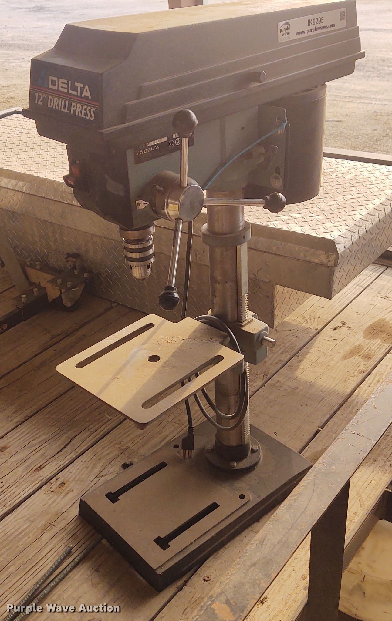 Delta 12" drill press in El Dorado, KS Item IK9295 sold Purple Wave
